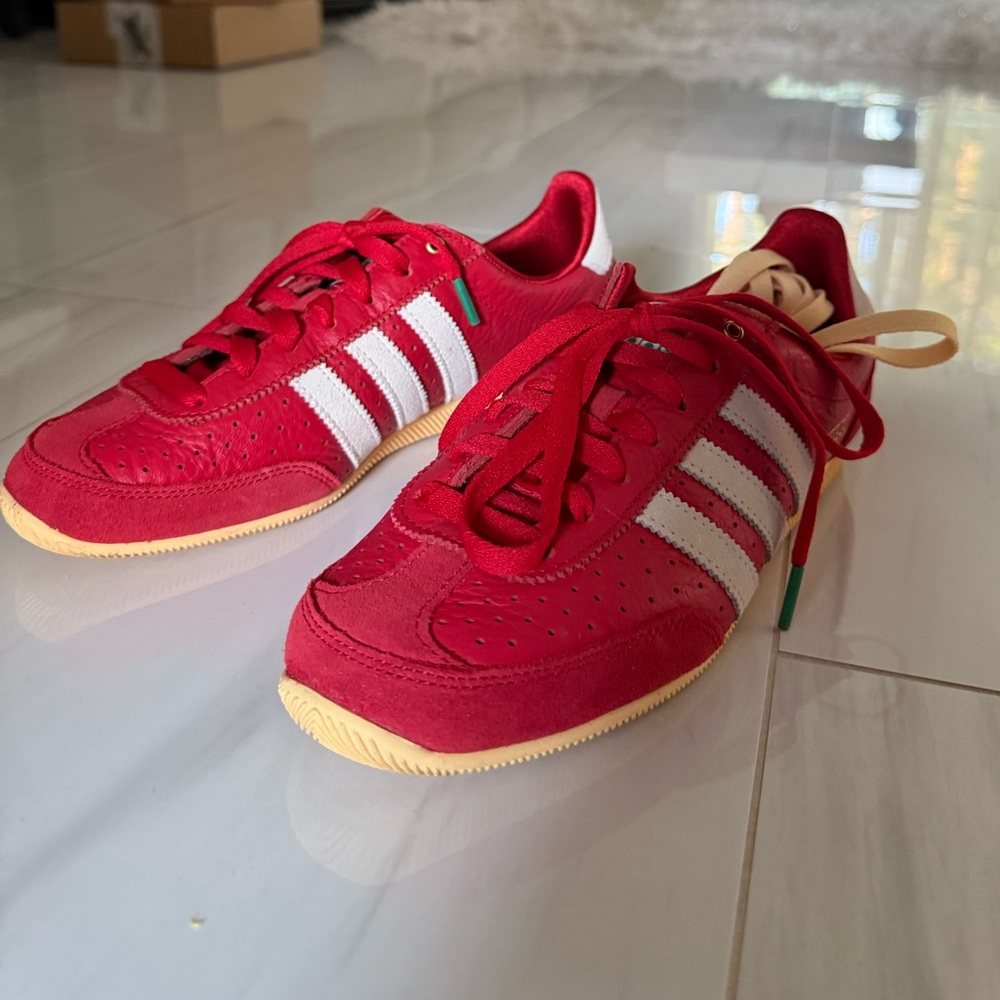 Japan Low Top Sneaker (Women)